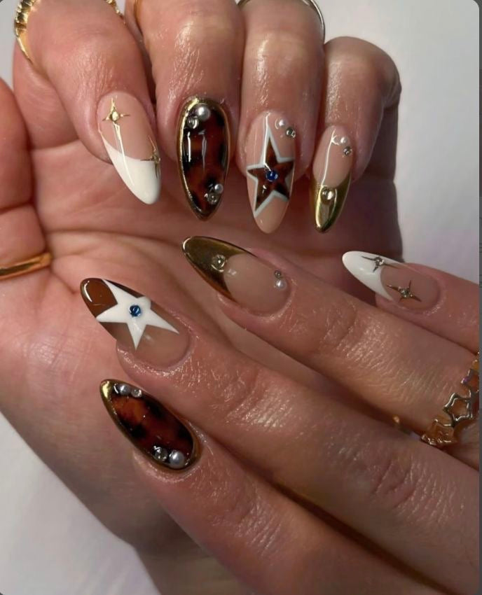 EMBRACE IN GOLD